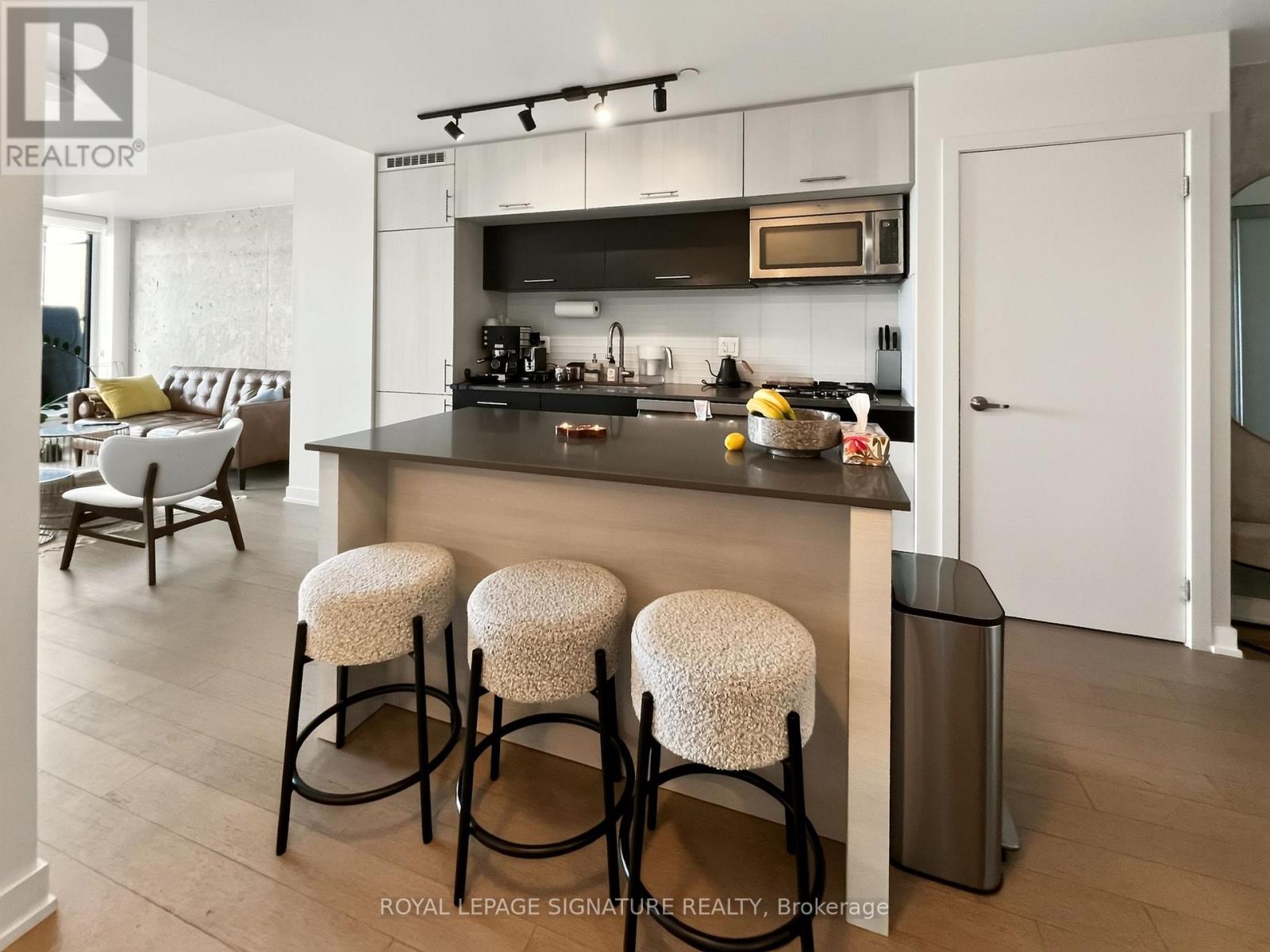 501 - 205 Manning Avenue, Toronto, Ontario  M6J 0E2 - Photo 2 - C13624908