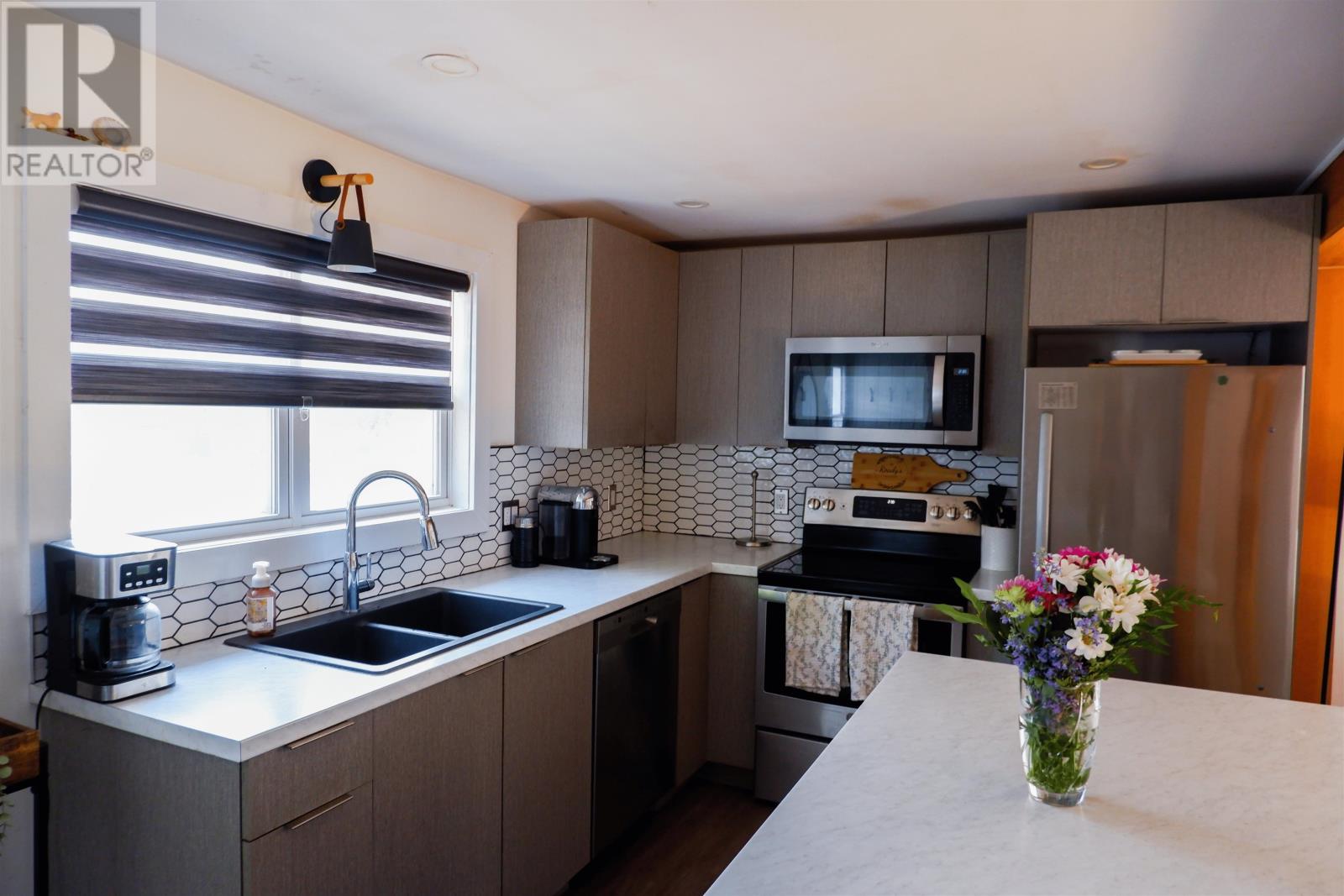 106 Spring Park Road, Charlottetown, Prince Edward Island  C1A 3Y4 - Photo 10 - 202619240