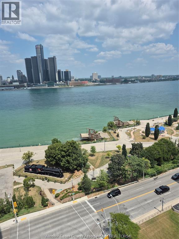 75 Riverside Drive East Unit# 1706, Windsor, Ontario  N9A 7C4 - Photo 8 - 26018332