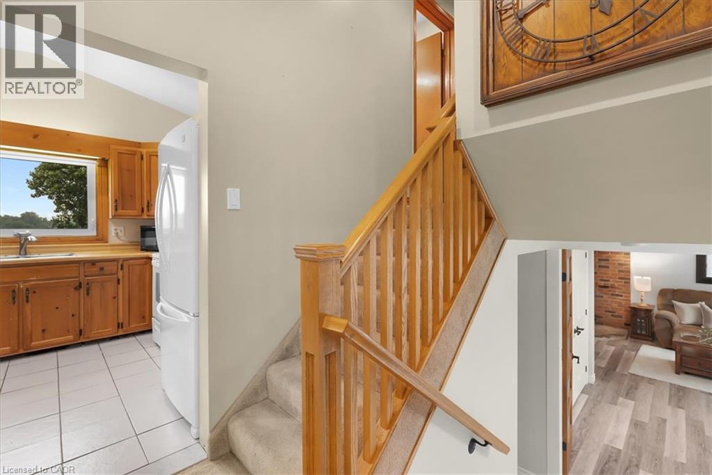 421 Rock Chapel Road, Flamborough, Ontario  L9H 5E2 - Photo 22 - 40848883