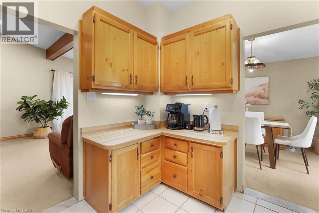 421 Rock Chapel Road, Flamborough, Ontario  L9H 5E2 - Photo 20 - 40848883