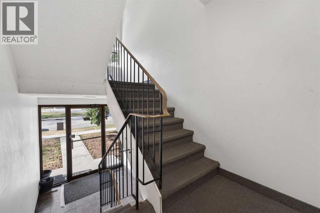 934 5a Street NW, Calgary, Alberta  T2N 1R6 - Photo 2 - A2305081