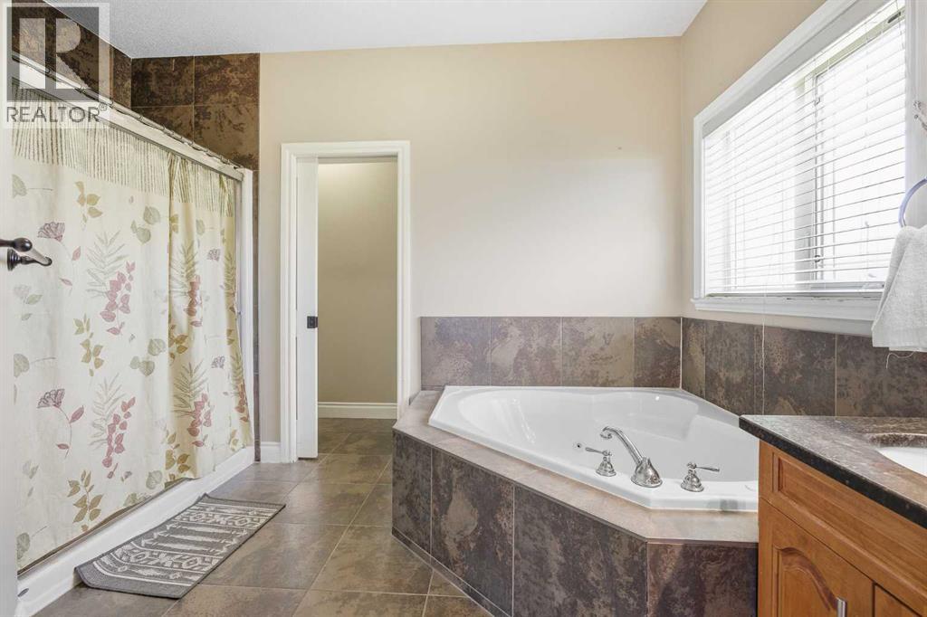 280135 Township Road 242  SE, Chestermere, Alberta  T1X 0M5 - Photo 27 - A2307039