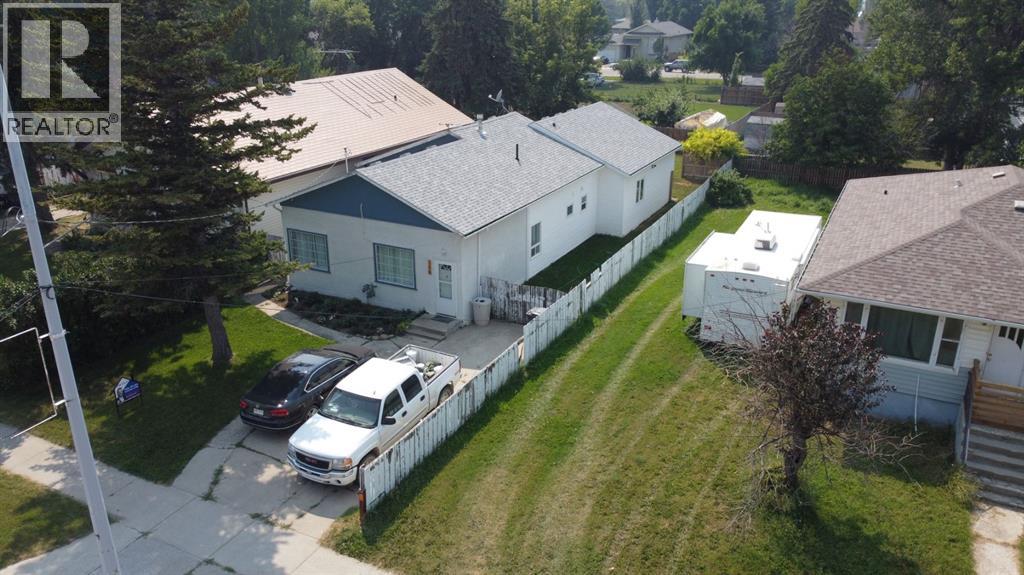 116 S 1 Street W, Magrath, Alberta  T0K 1J0 - Photo 34 - A2333476