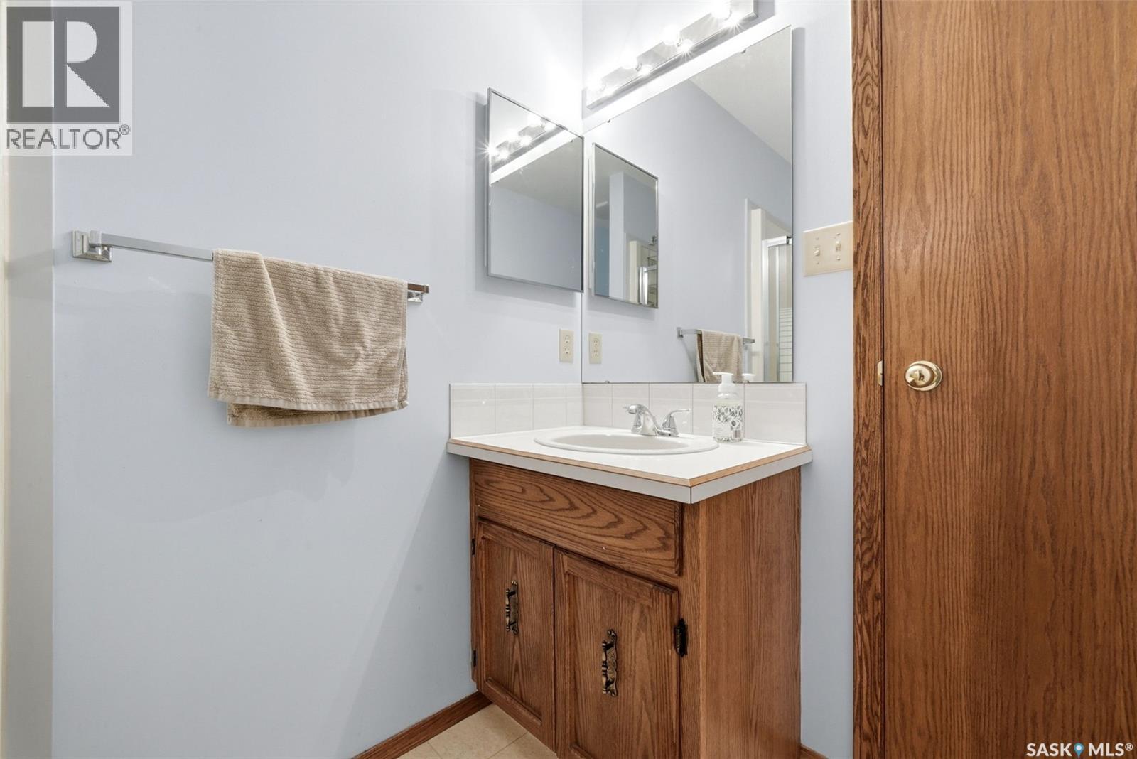 3634 Berthiaume Bay E, Regina, Saskatchewan  S4N 7J5 - Photo 20 - SK044063