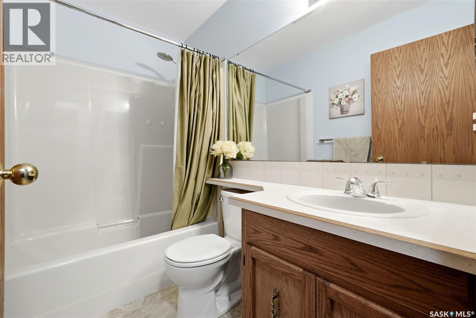 3634 Berthiaume Bay E, Regina, Saskatchewan  S4N 7J5 - Photo 25 - SK044063
