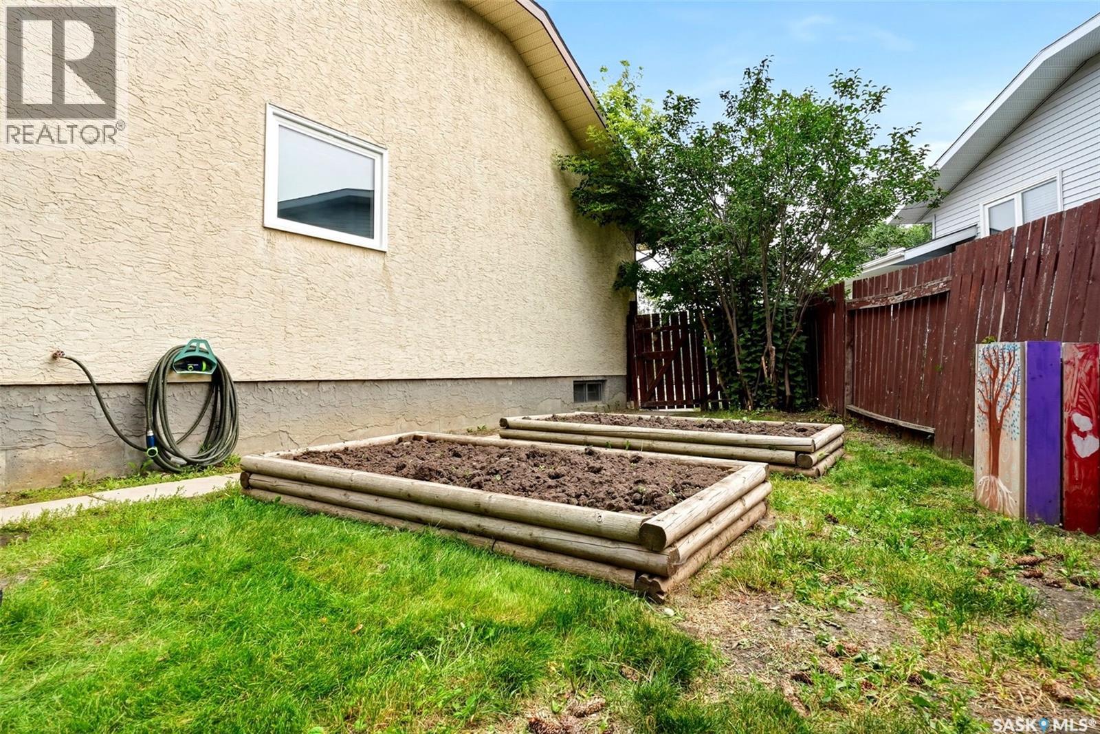 3634 Berthiaume Bay E, Regina, Saskatchewan  S4N 7J5 - Photo 47 - SK044063