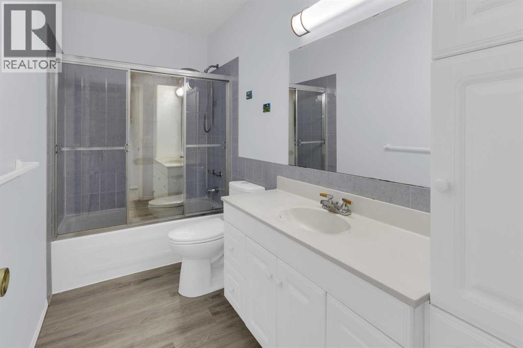 99 Edgeridge View NW, Calgary, Alberta  T3A 5Z1 - Photo 28 - A2331929