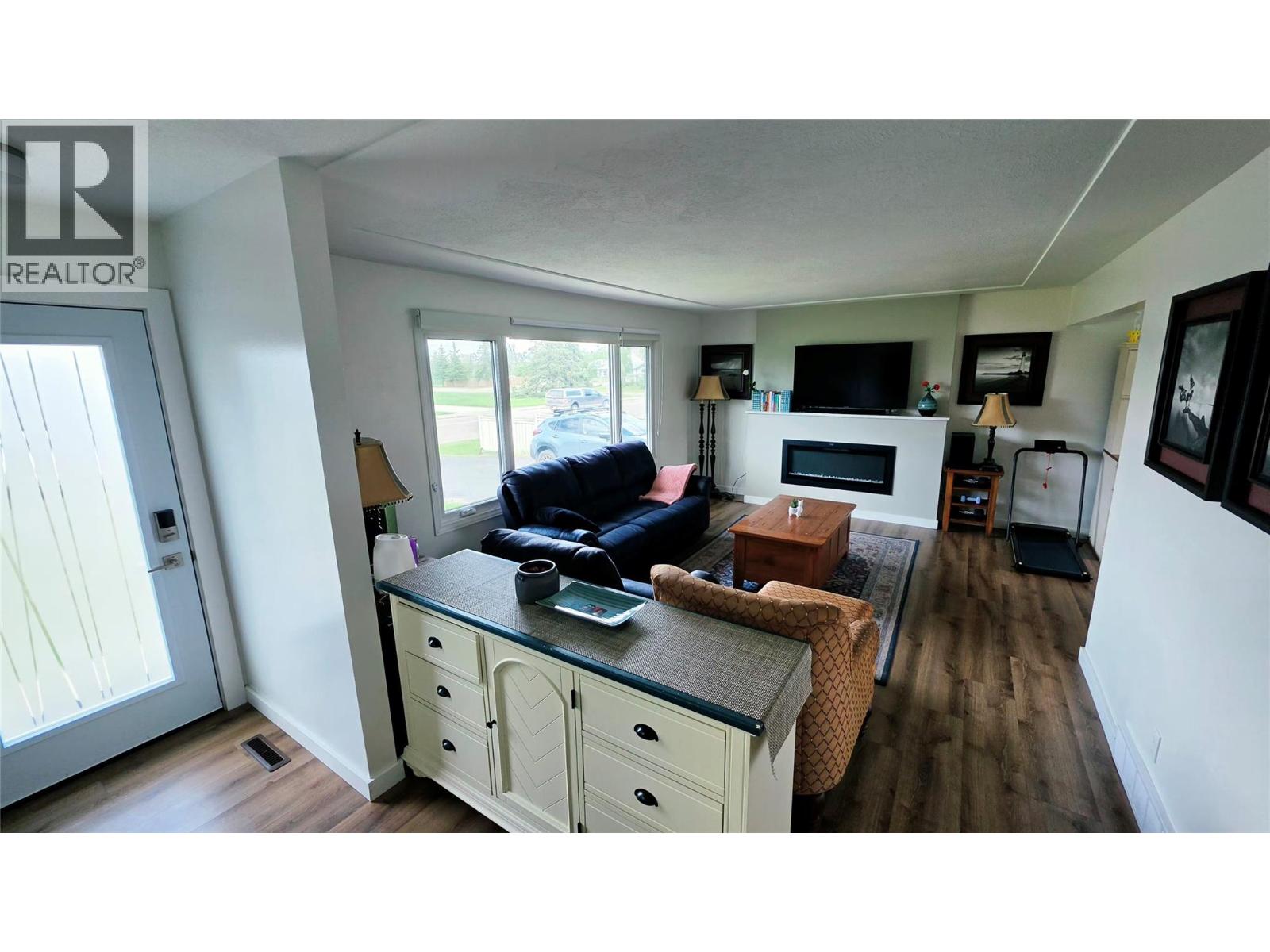 1405 108 Avenue, Dawson Creek, British Columbia  V1G 2T2 - Photo 7 - 10393598