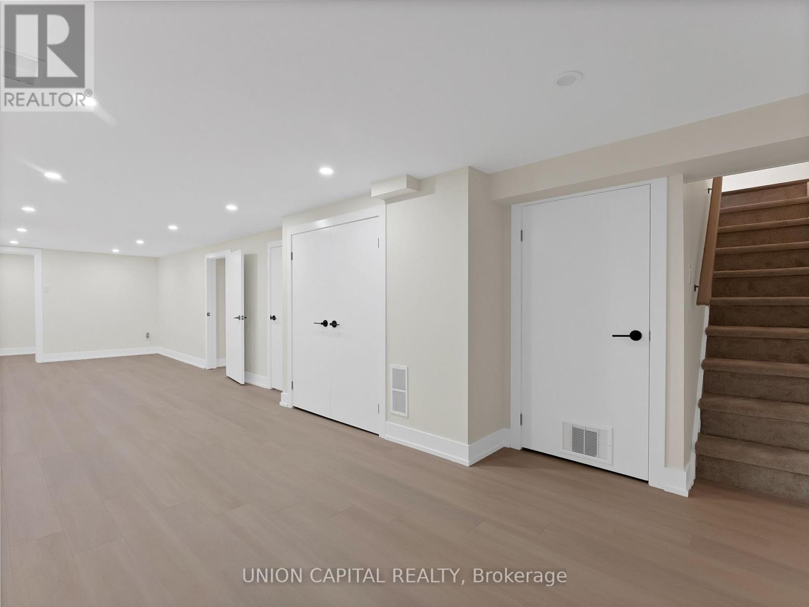 81 Maybourne Avenue, Toronto, Ontario  M1L 2W3 - Photo 32 - E13617840