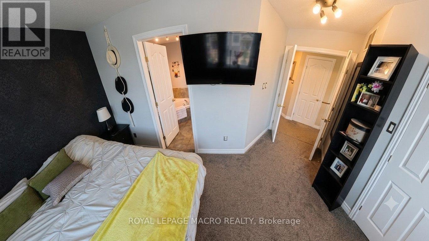 102 Willow Lane, Grimsby, Ontario  L3M 5P7 - Photo 14 - X13616466