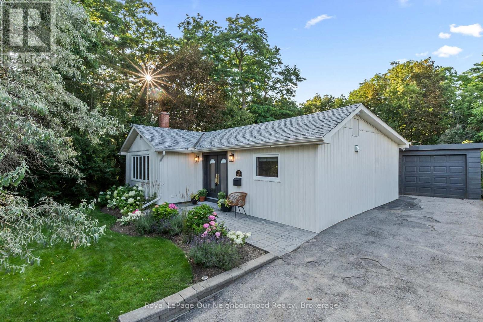 20 Jackman Road, Clarington, Ontario  L1C 2C9 - Photo 3 - E13625340