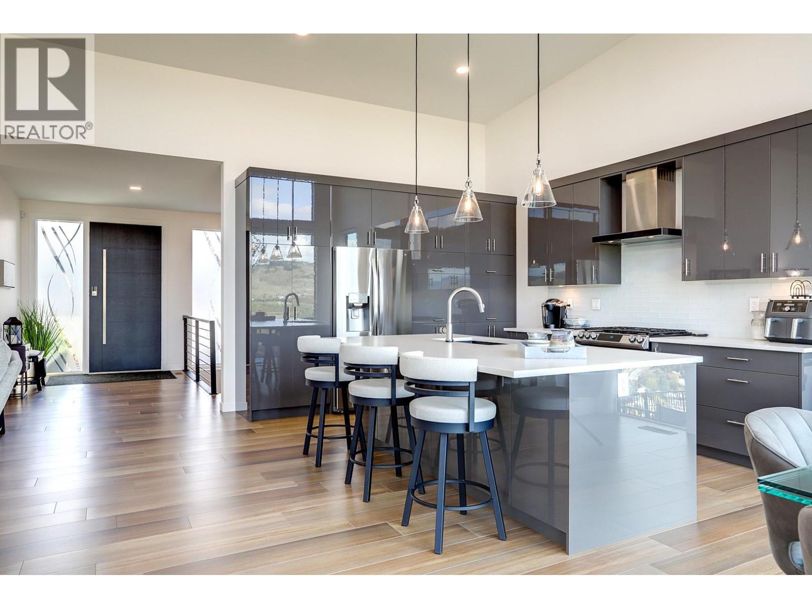 912 Mt Griffin Road, Vernon, British Columbia  V1B 0A5 - Photo 16 - 10384103