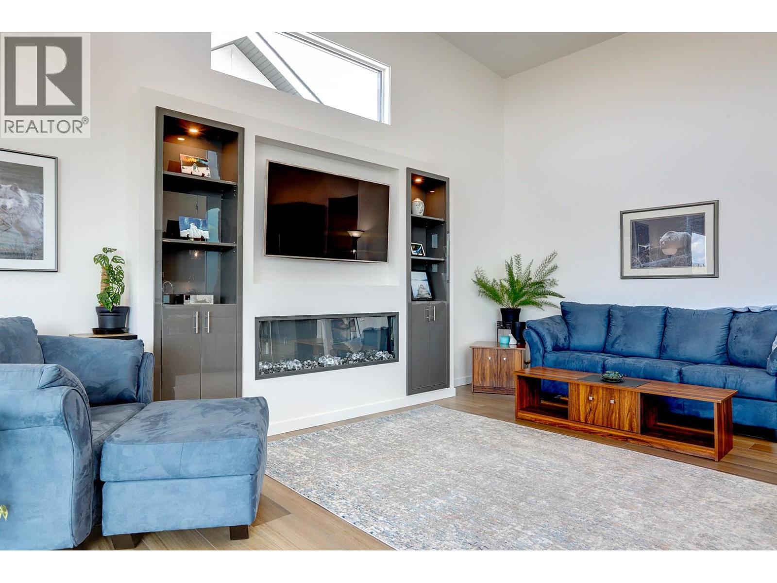 912 Mt Griffin Road, Vernon, British Columbia  V1B 0A5 - Photo 17 - 10384103