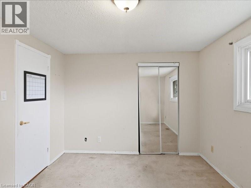 58 The Country Way, Kitchener, Ontario  N2E 2K8 - Photo 25 - 40839211