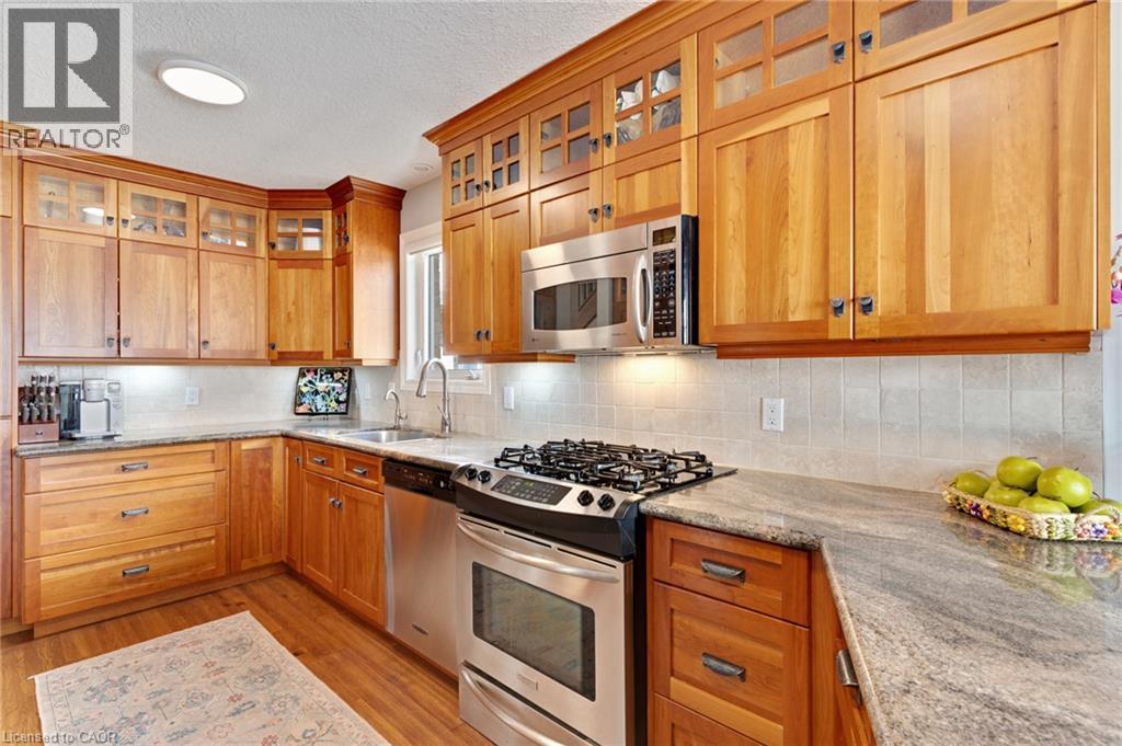 350 Doon Valley Drive Unit# 6d, Kitchener, Ontario  N2P 2M9 - Photo 6 - 40847428