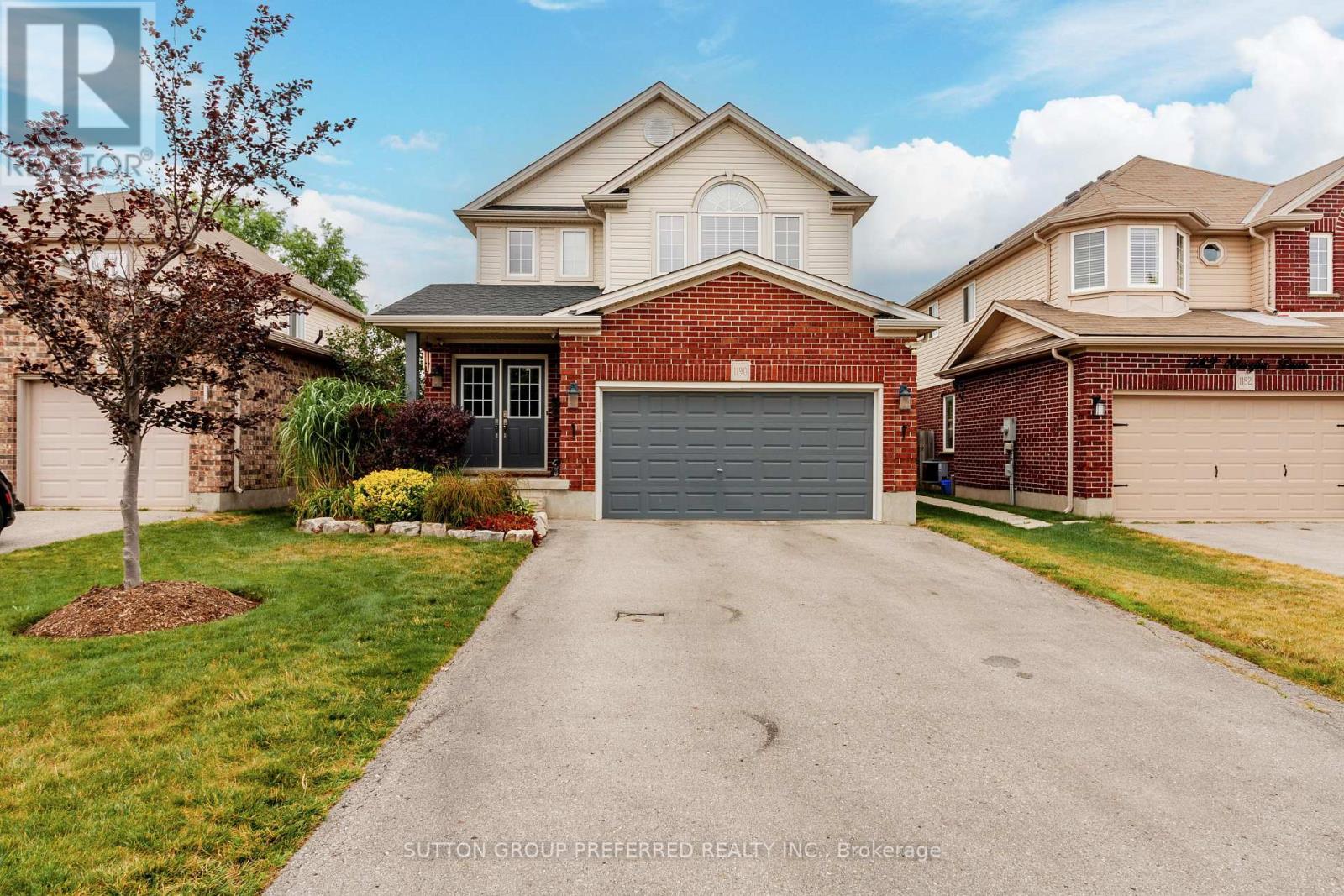 1190 SILVERFOX DRIVE, London North, Ontario