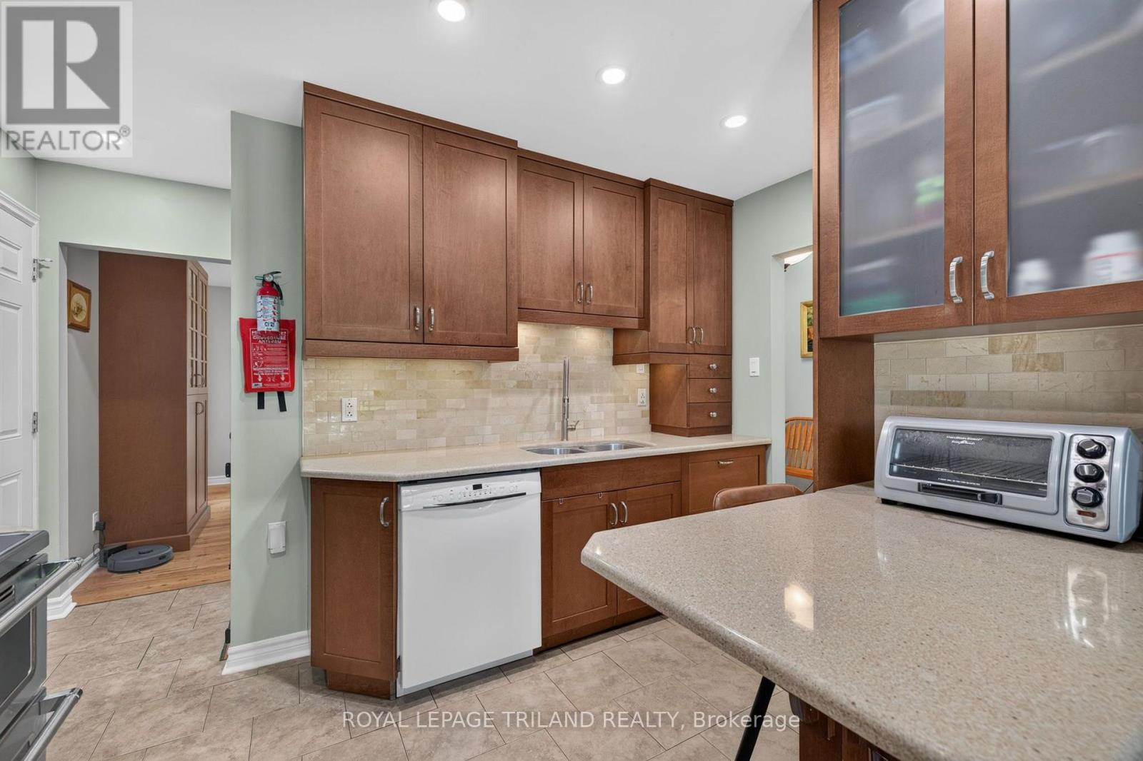 10 Plymouth Avenue, London North, Ontario  N6H 3S9 - Photo 13 - X13625422
