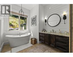 5683 Jasper Way, Kelowna, British Columbia  V1W 5L7 - Photo 30 - 10391345