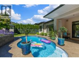 5683 Jasper Way, Kelowna, British Columbia  V1W 5L7 - Photo 3 - 10391345