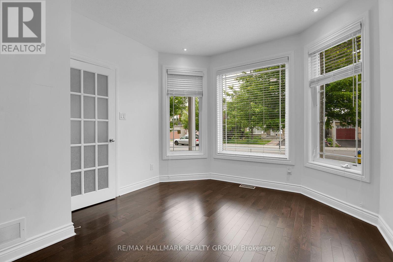 155 Whernside Terrace, Ottawa, Ontario  K2W 0C6 - Photo 5 - X13625206