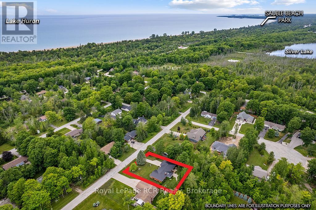 25 Graham Crescent N, South Bruce Peninsula, Ontario  N0H 2G0 - Photo 4 - X13488620