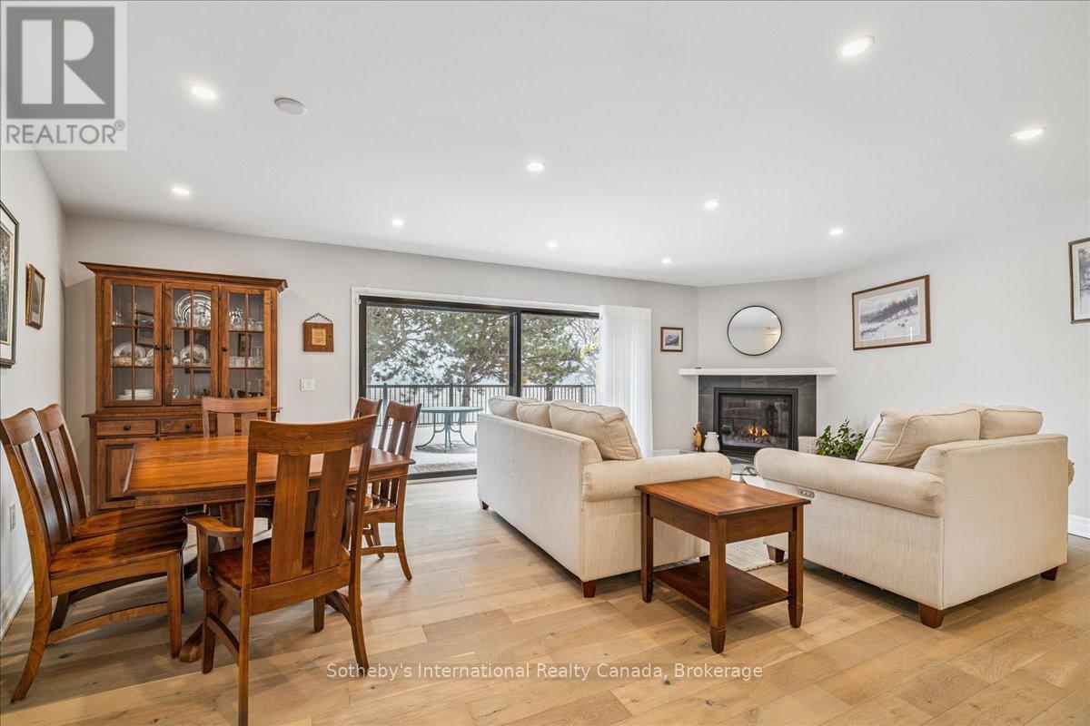 10 Southwind Terrace, Oakville, Ontario  L6L 6K5 - Photo 10 - W13625136