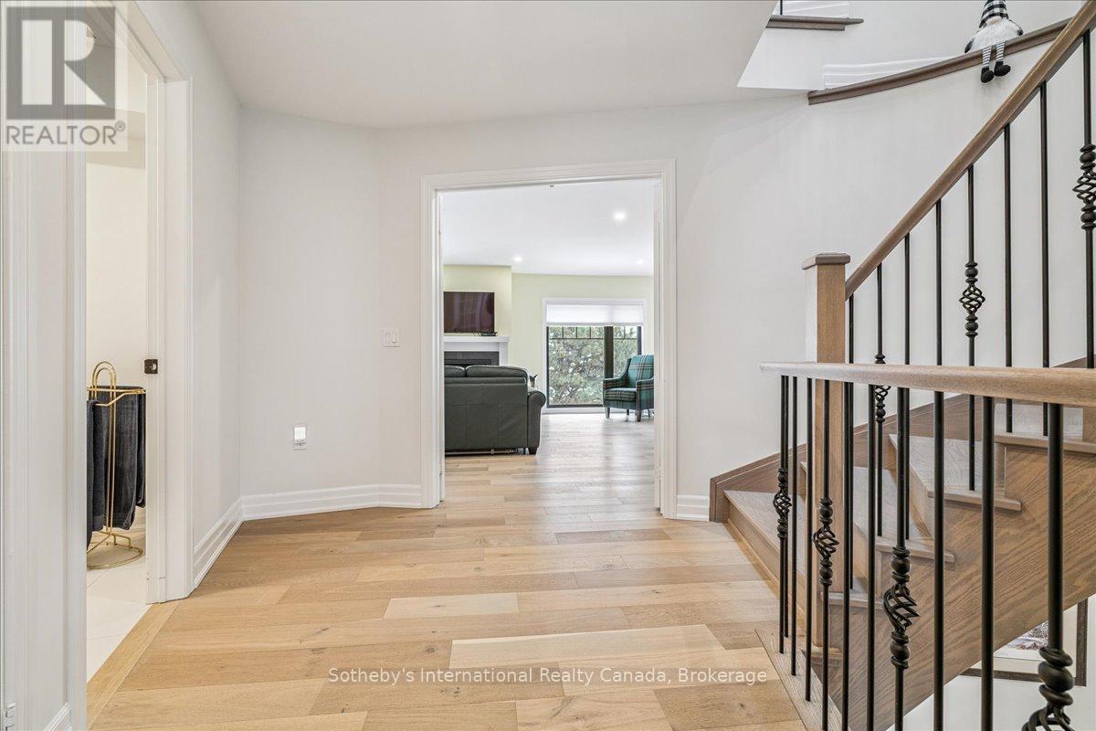 10 Southwind Terrace, Oakville, Ontario  L6L 6K5 - Photo 15 - W13625136