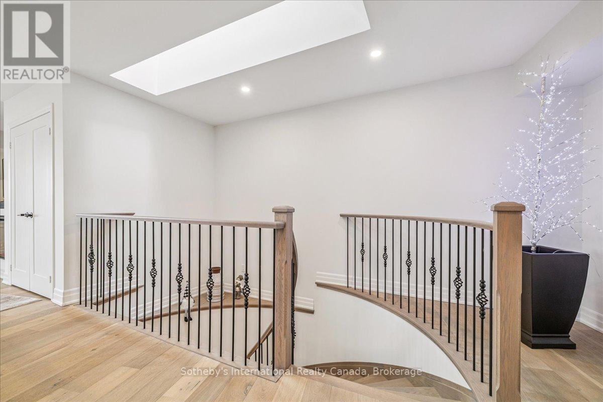 10 Southwind Terrace, Oakville, Ontario  L6L 6K5 - Photo 23 - W13625136