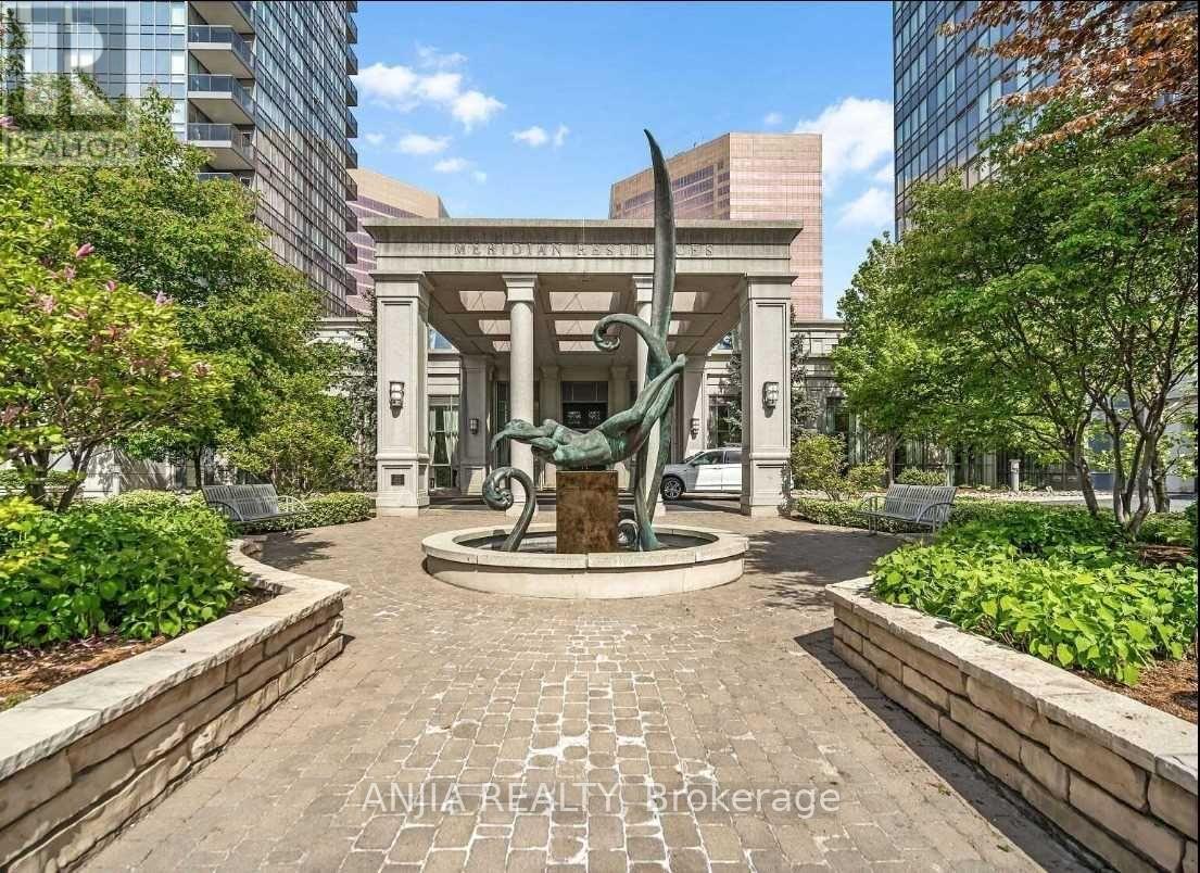 1024 - 25 Greenview Avenue, Toronto, Ontario M2M 0A5 - Photo 2 - C13625152