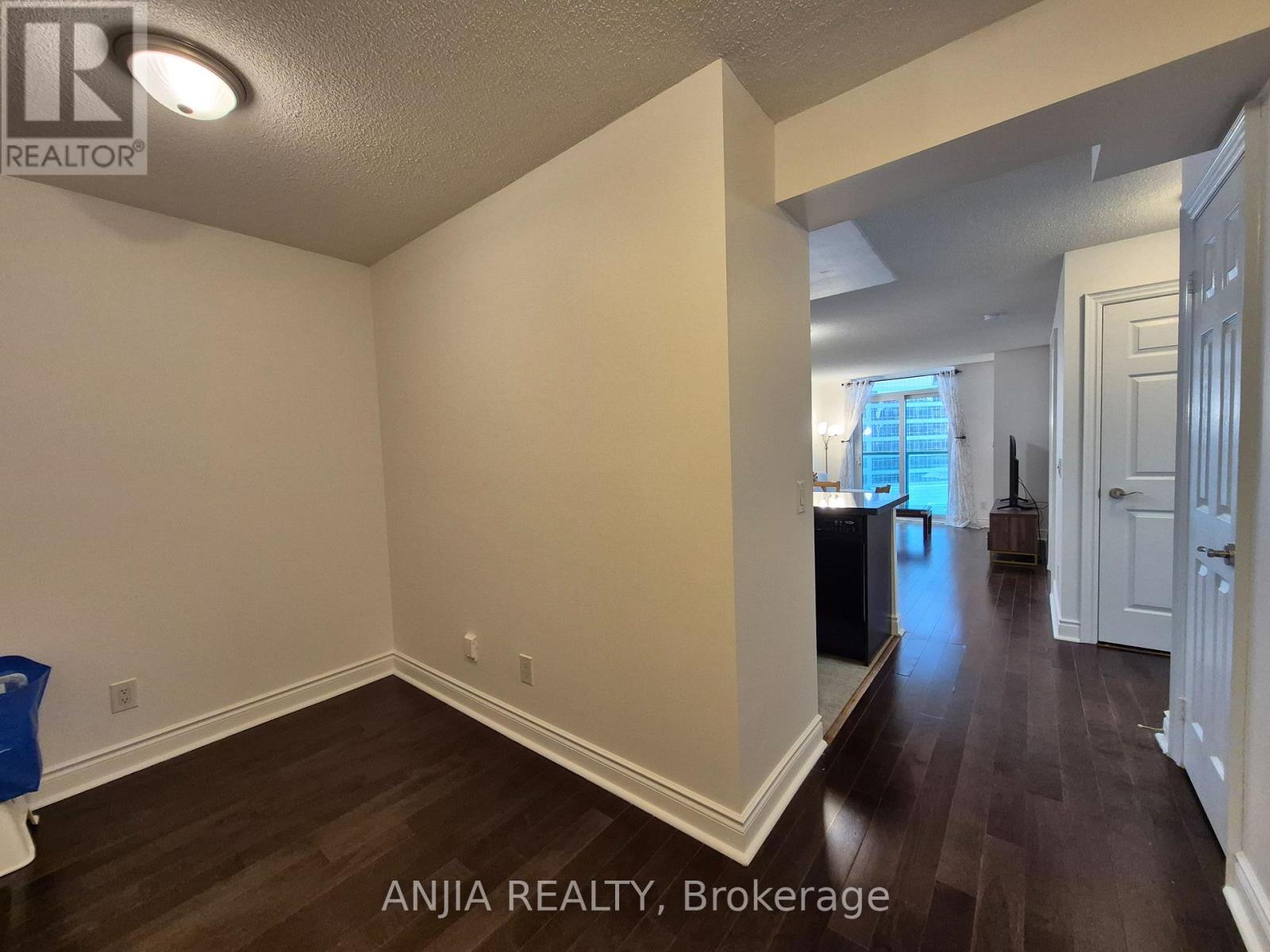 1024 - 25 Greenview Avenue, Toronto, Ontario M2M 0A5 - Photo 8 - C13625152