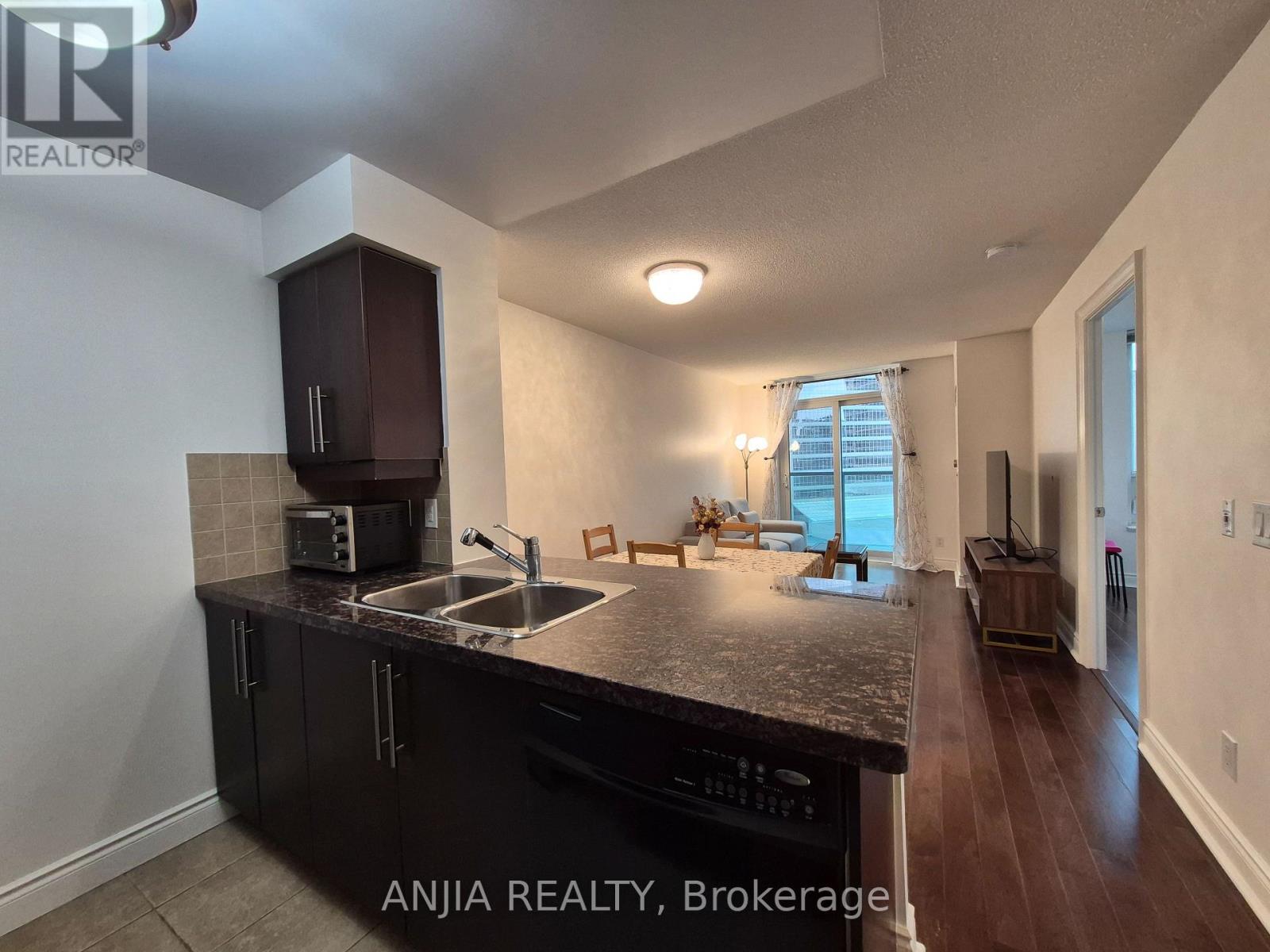 1024 - 25 Greenview Avenue, Toronto, Ontario M2M 0A5 - Photo 9 - C13625152