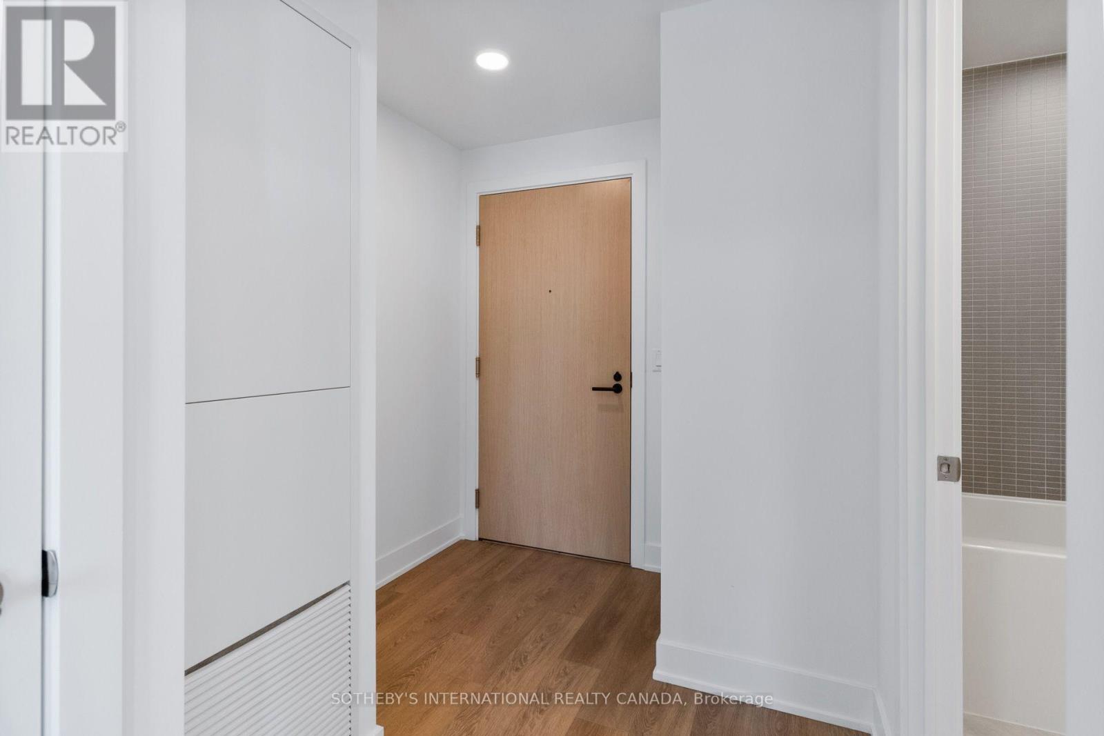 1101 - 200 Redpath Avenue, Toronto, Ontario M4P 0E6 - Photo 2 - C13625184