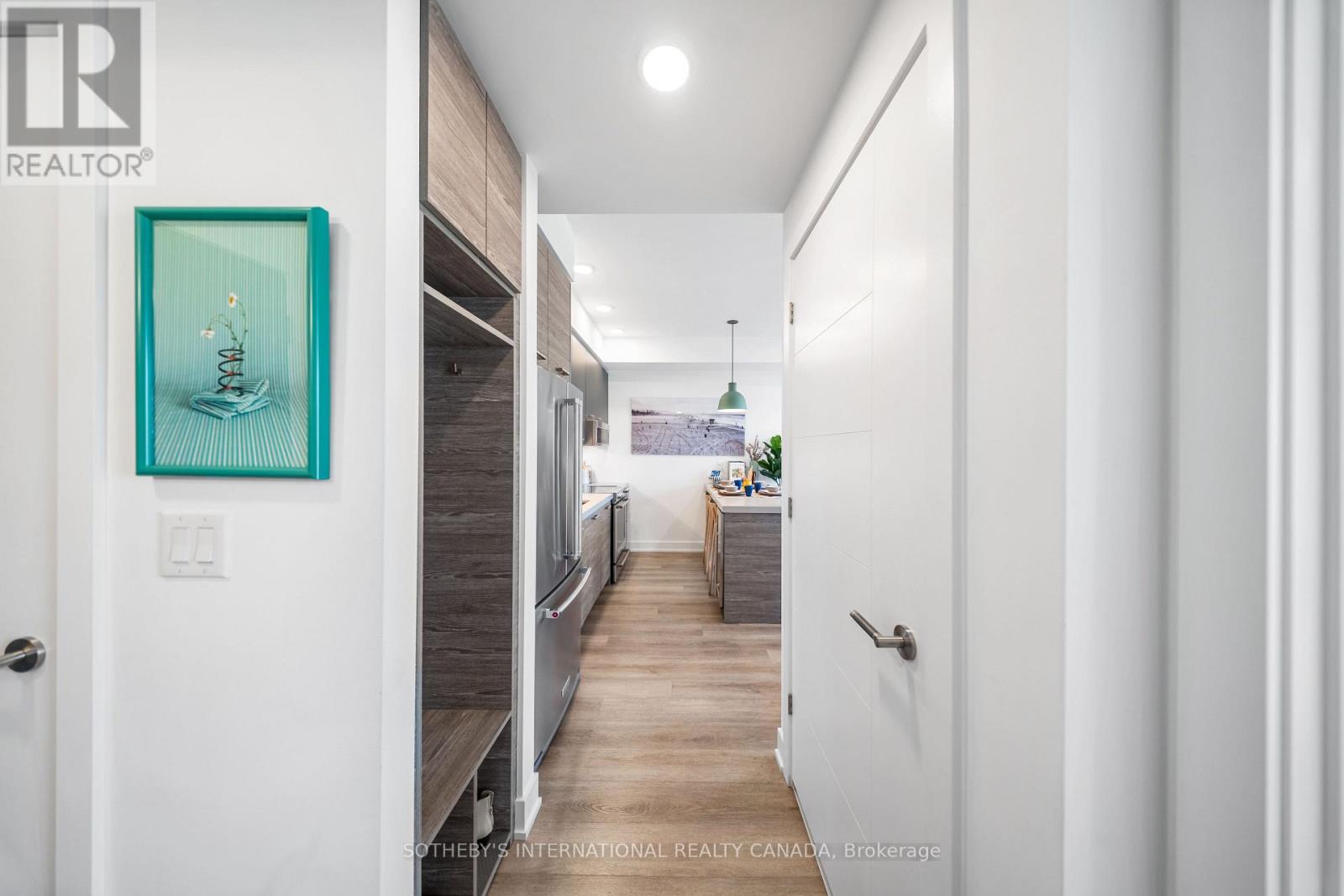 601 - 484 Spadina Avenue, Toronto, Ontario M5S 0E4 - Photo 3 - C13625202
