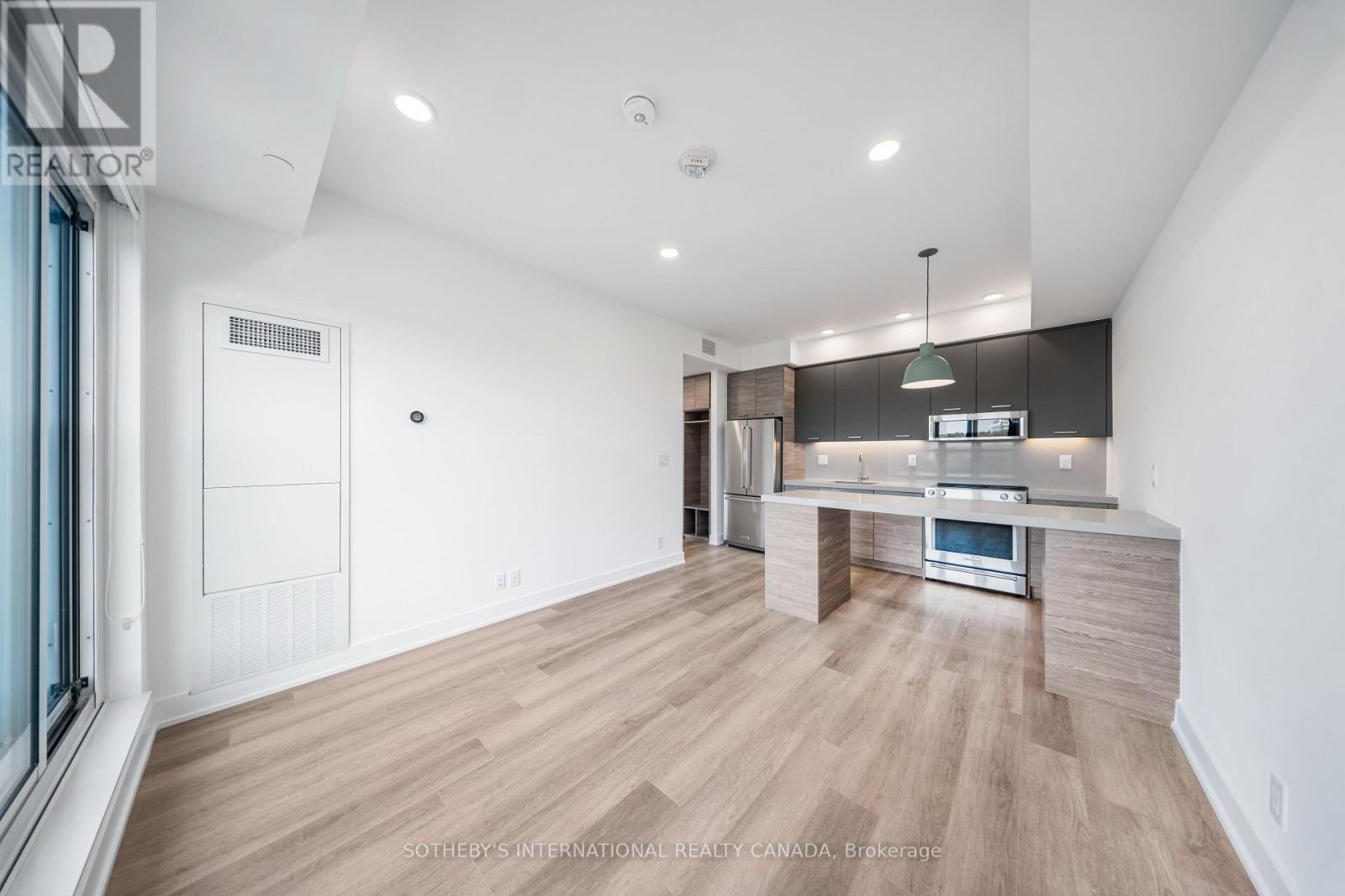 709 - 484 Spadina Avenue, Toronto, Ontario M5S 0E4 - Photo 6 - C13625218