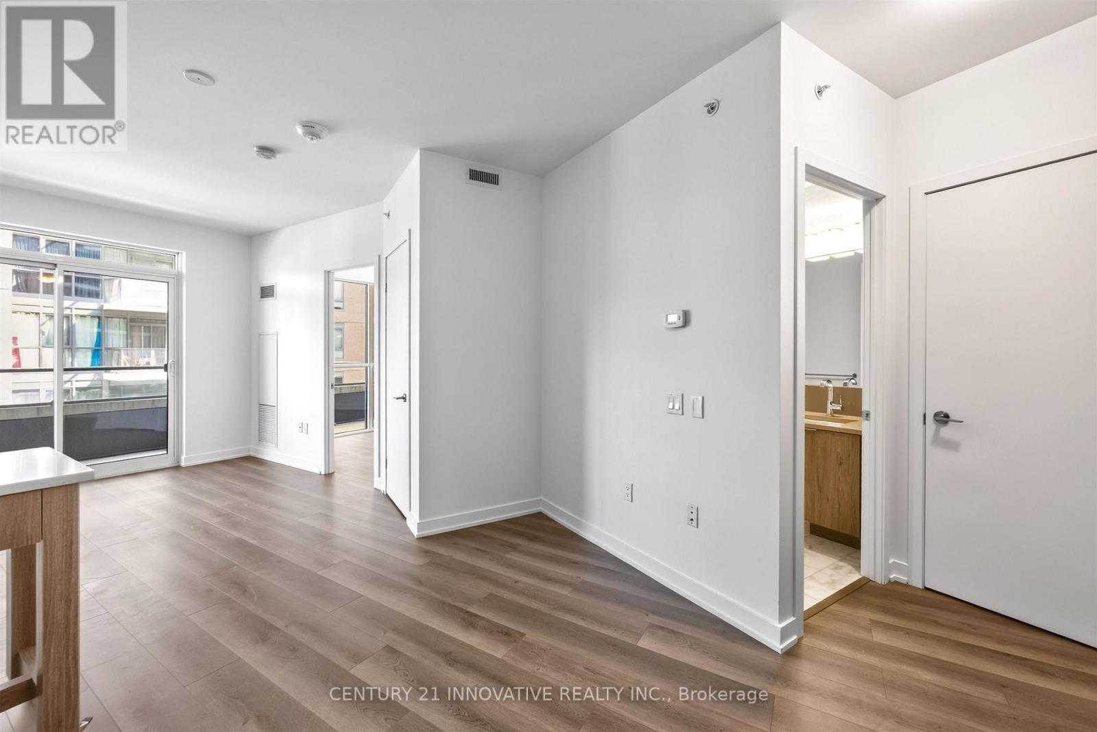 330 - 38 Iannuzzi Street, Toronto, Ontario M5V 0S2 - Photo 15 - C13625280