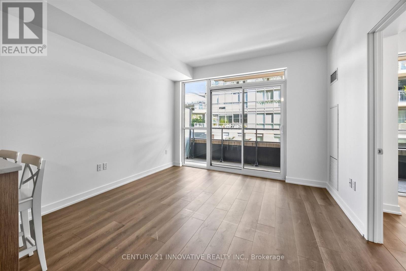 330 - 38 Iannuzzi Street, Toronto, Ontario M5V 0S2 - Photo 8 - C13625280