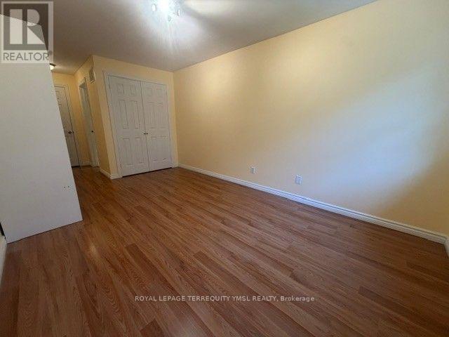 8 Farmstead Road, Toronto, Ontario M2L 2G2 - Photo 19 - C13625380
