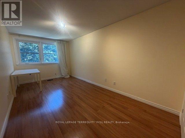 8 Farmstead Road, Toronto, Ontario M2L 2G2 - Photo 24 - C13625380
