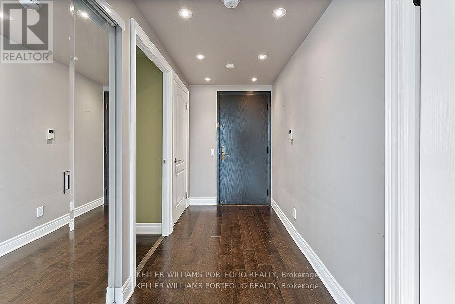1210 - 2 Clairtrell Road, Toronto, Ontario M2N 7H5 - Photo 3 - C13625400