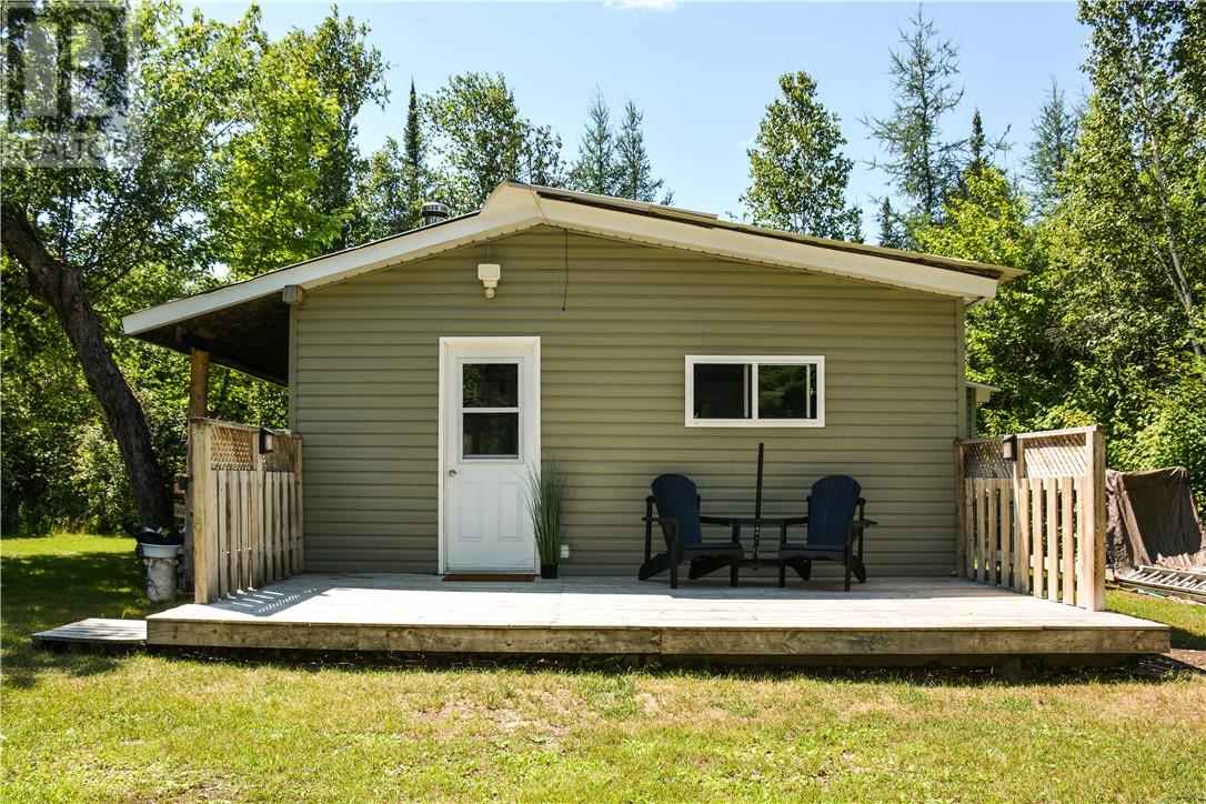 2592 P Line Road, Hilton, Ontario