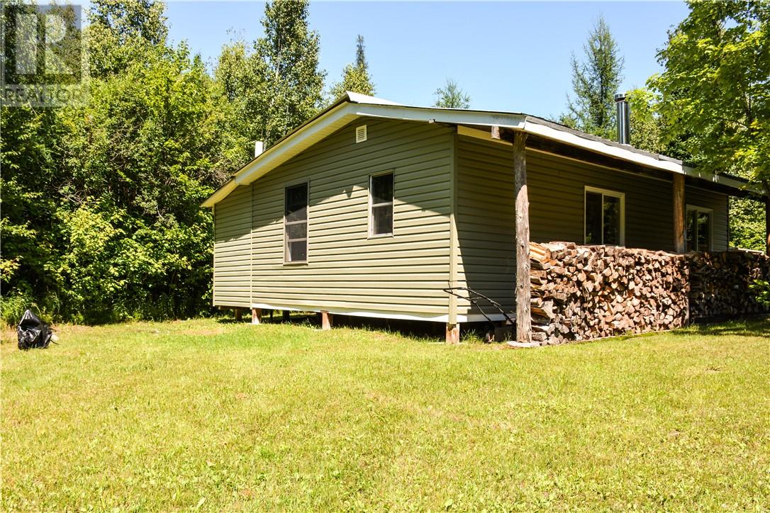 2592 P Line Road, Hilton, Ontario  P0R 1G0 - Photo 2 - 2129572