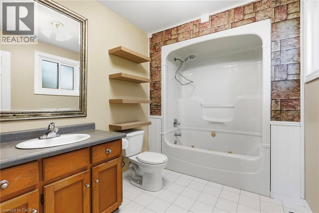 121 First Road W, Stoney Creek, Ontario  L8J 2S6 - Photo 18 - 40852524