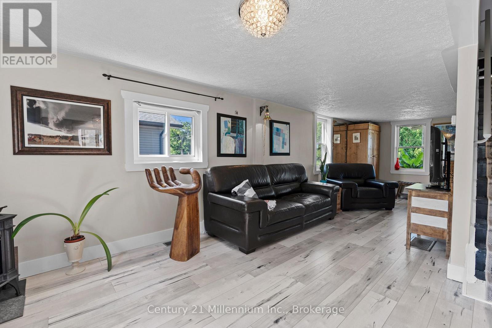 661 Watson Street, South Bruce Peninsula, Ontario  N0H 2T0 - Photo 18 - X13625148