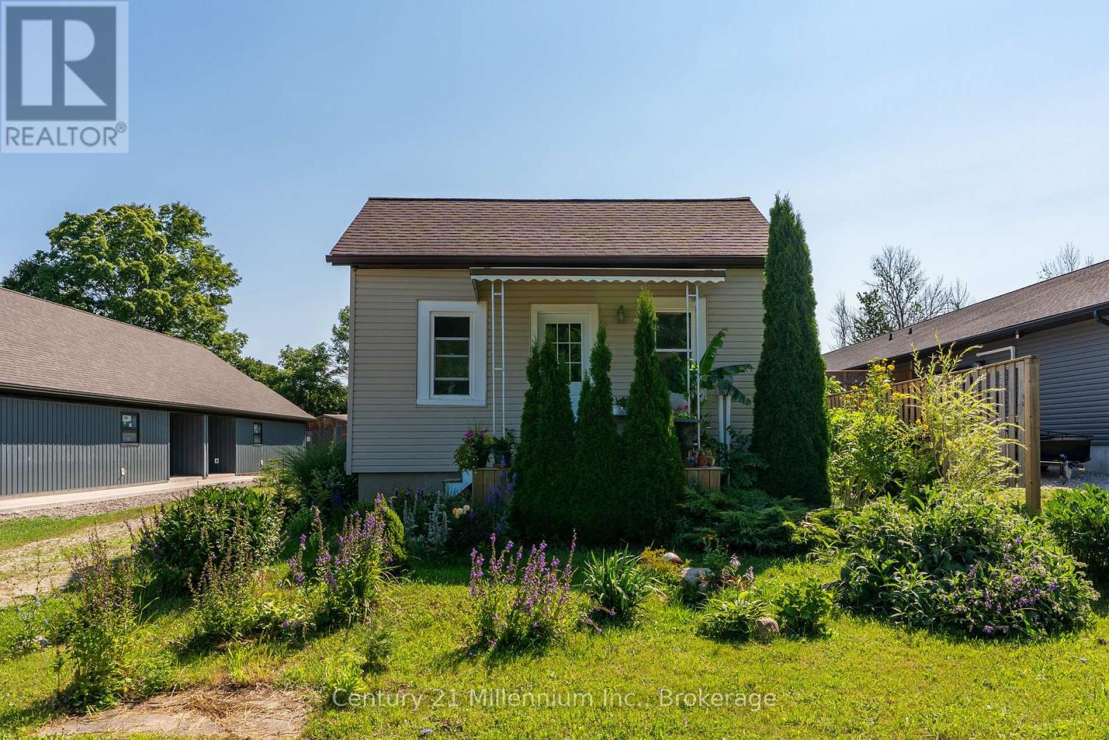 661 Watson Street, South Bruce Peninsula, Ontario  N0H 2T0 - Photo 3 - X13625148