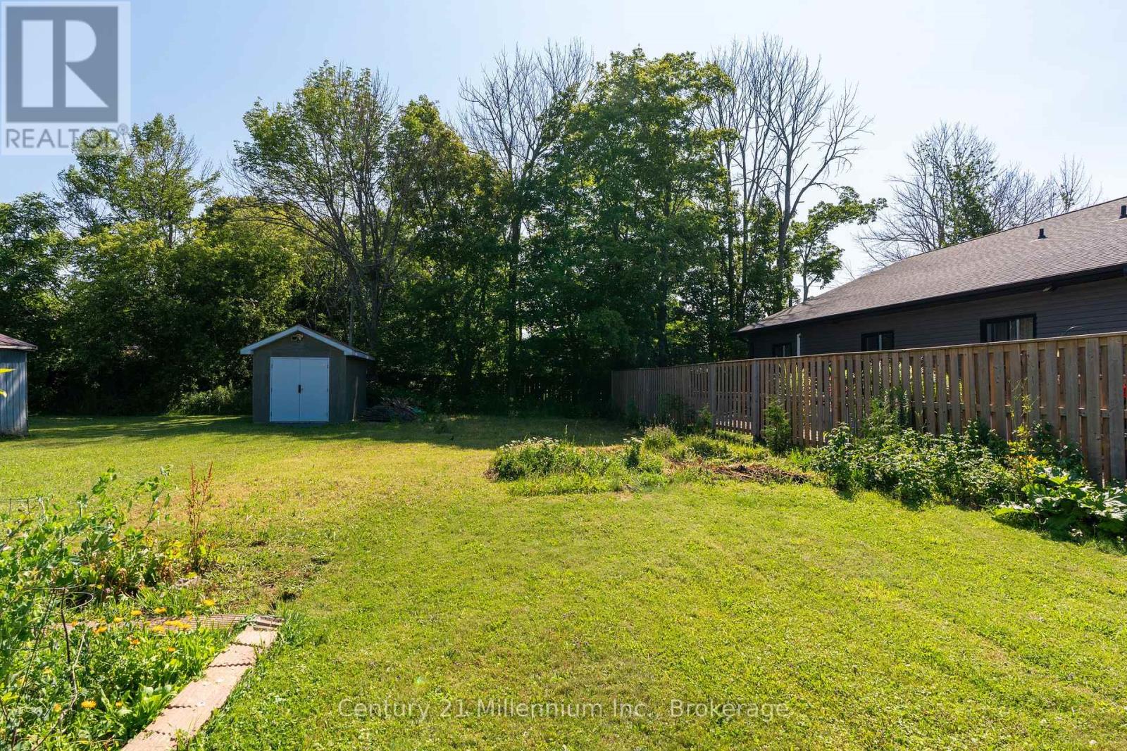 661 Watson Street, South Bruce Peninsula, Ontario  N0H 2T0 - Photo 6 - X13625148