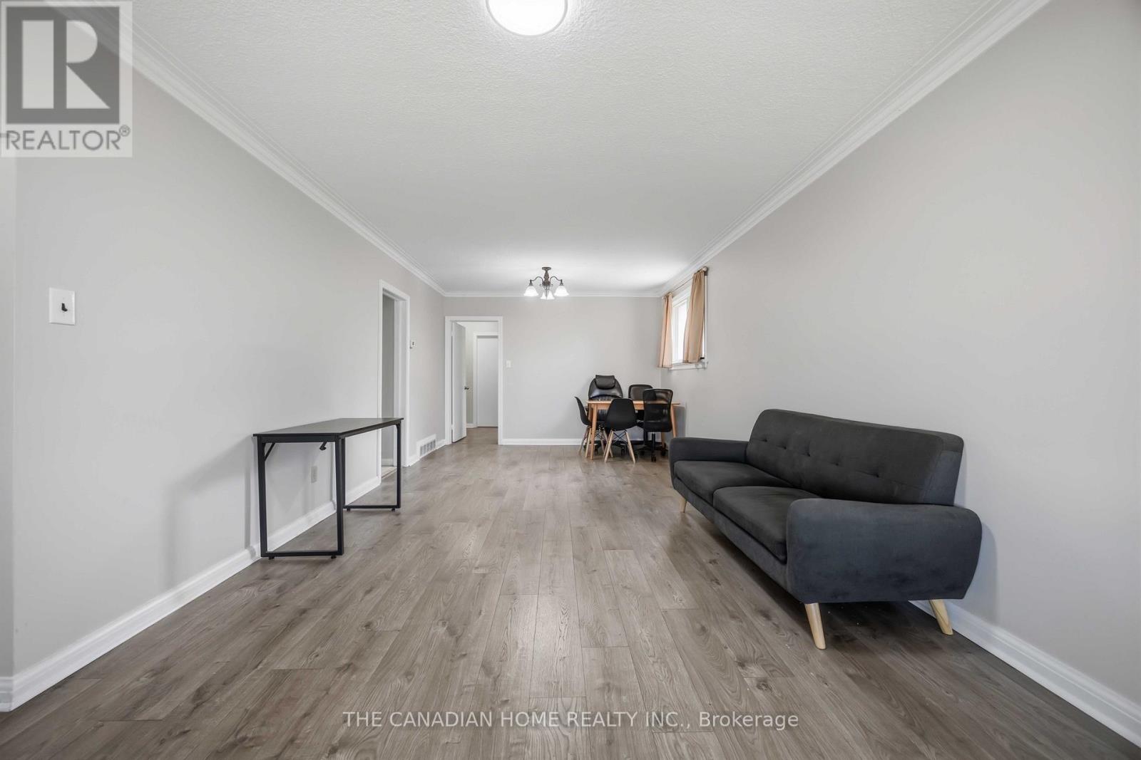 1373 Pharmacy Avenue, Toronto, Ontario  M1R 2J6 - Photo 10 - E13625132