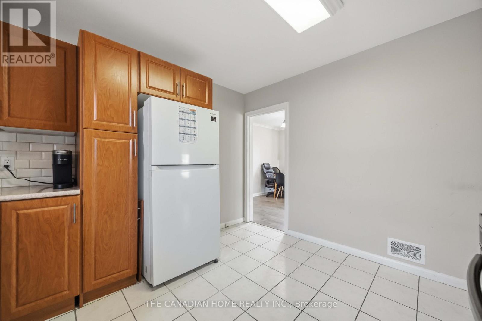 1373 Pharmacy Avenue, Toronto, Ontario  M1R 2J6 - Photo 17 - E13625132