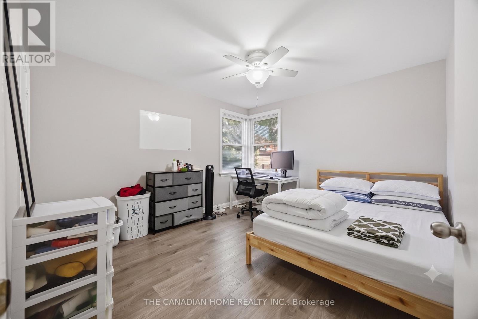 1373 Pharmacy Avenue, Toronto, Ontario  M1R 2J6 - Photo 18 - E13625132