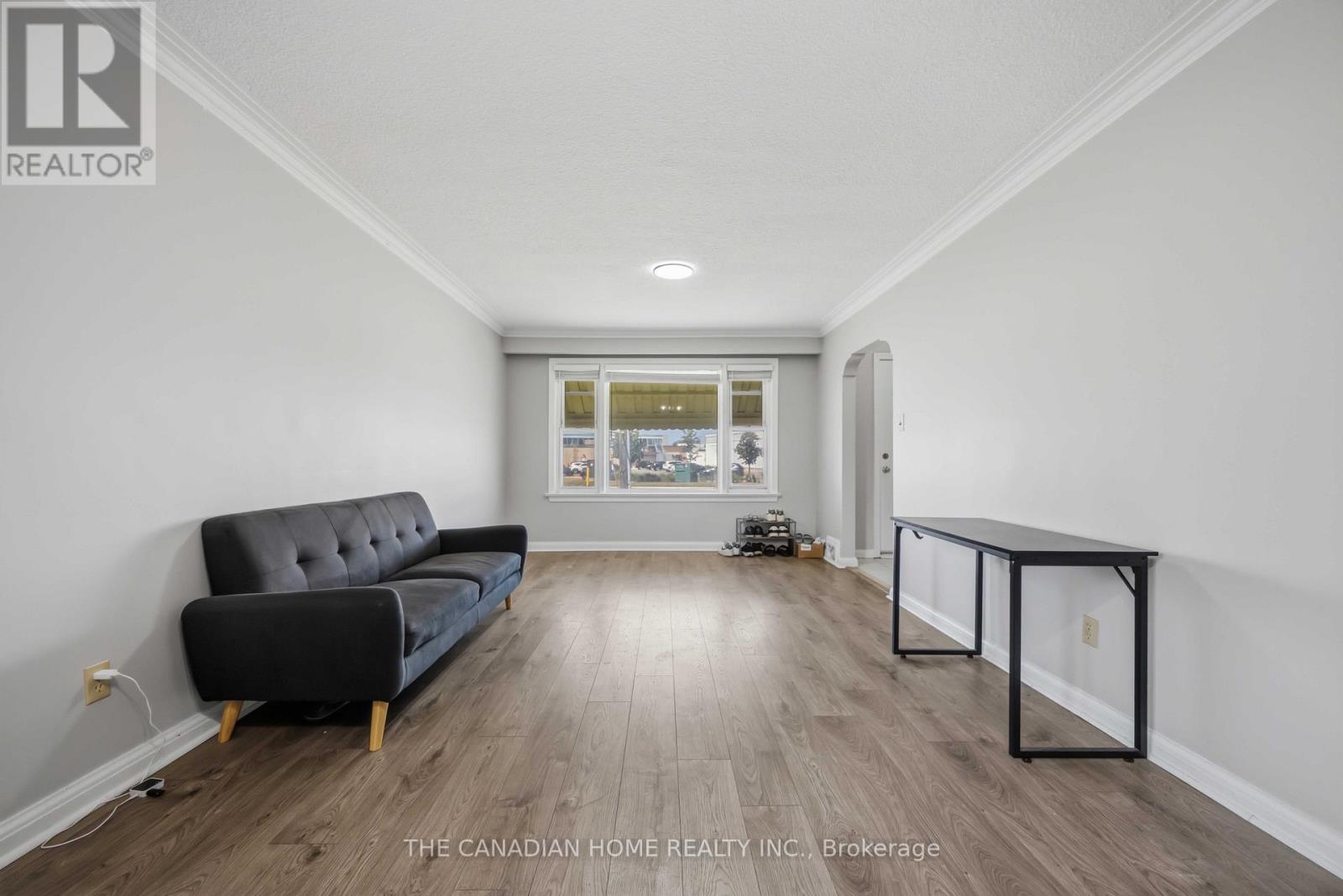 1373 Pharmacy Avenue, Toronto, Ontario  M1R 2J6 - Photo 7 - E13625132